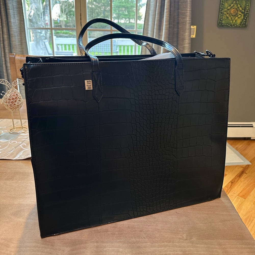 Beis Travel The Large Work Tote - used once.